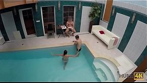 HUNT4K. Teen beauty Anna Rose is ready for sex for money