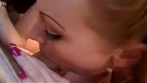 Sortudo ganhando um boquete triplo - http://zo.ee/6Qkn