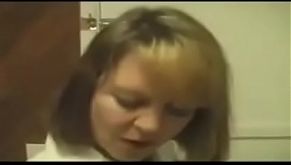 Зрелая медсестра любит большие пенисы