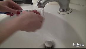 Monica, une mature à la vie très sexuelle