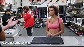 XXX PAWN - Raven Redmond Gets Sean Lawless Off To Keep The Lights On