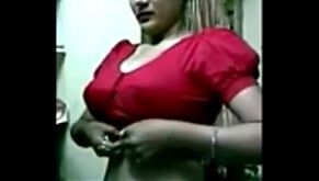 Desi big boobs bengali housewife