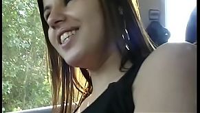 Giovanissima viene invitata per un casting...