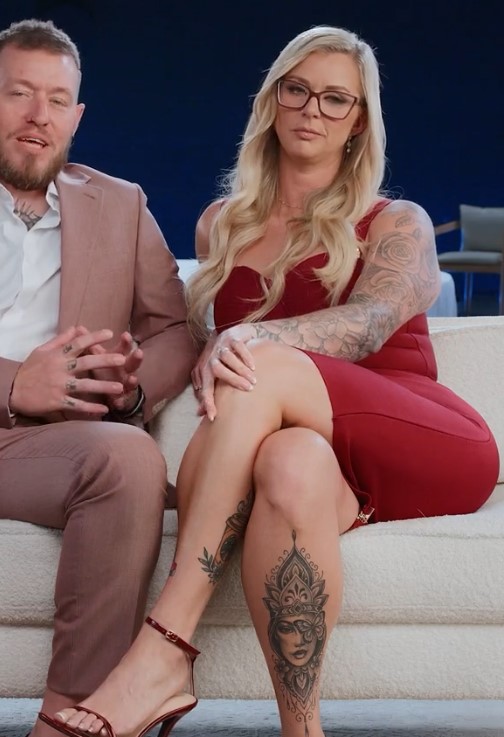 Моя блондинистая жена любит черный член Моя блондинистая жена любит черный член